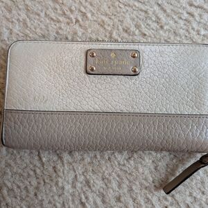 Kate Spade Cream Leather Wallet